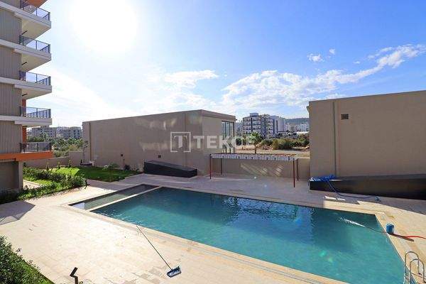 Spacious Apartments Close to Tramway in Antalya Kepez