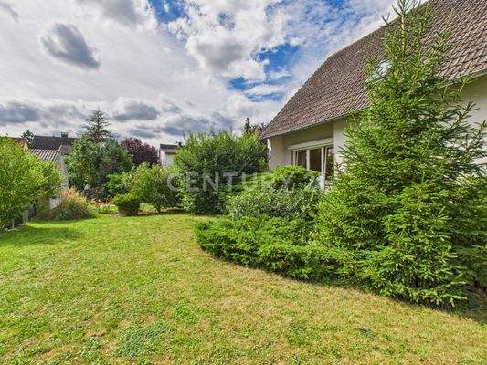 Großzügiger Garten