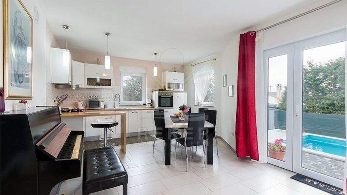 1 Schlafzimmer im EG