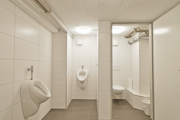 Gäste-WC im Kellergeschoss