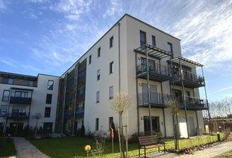 Westseite mit Balkon