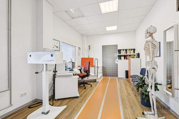 backbone_551438-A_196_WEB