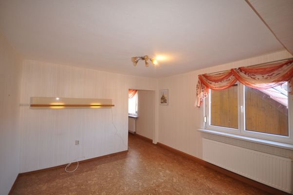 27 Wohnzimmer.JPG