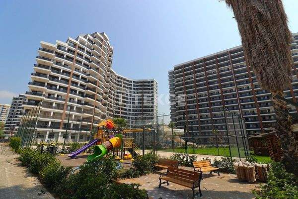 Properties within Walking Distance of Beach in Tömük Mersin
