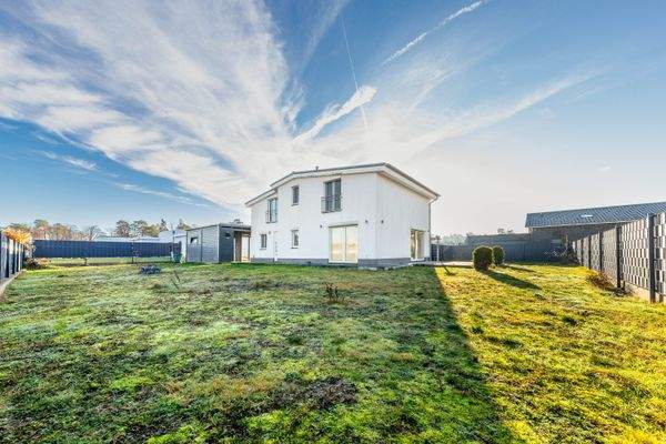 DI - Forbes Global Properties