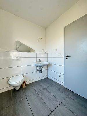 Wohnung EG links I Badezimmer