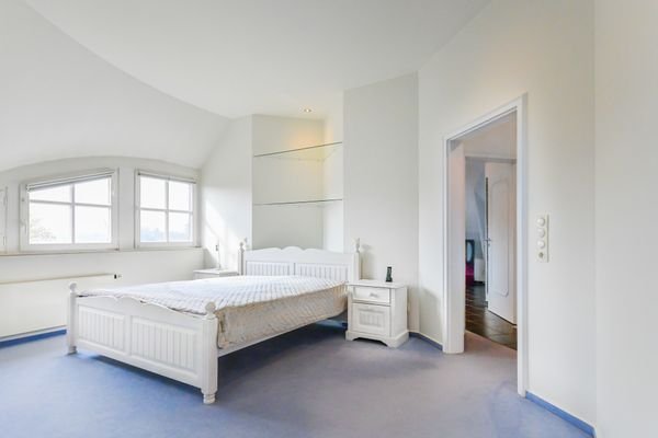 Schlafzimmer im OG