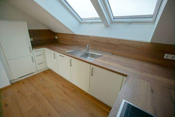 Einbauküche, vollständig ausgestattet