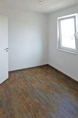 Lichtdurchflutetes Schlafzimmer