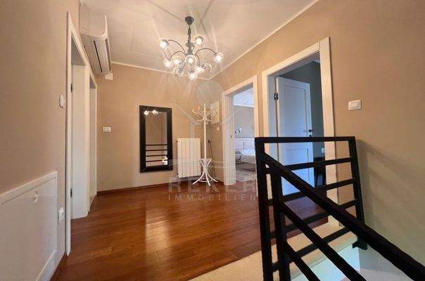 Luxus und Komfort im ersten Stock ~