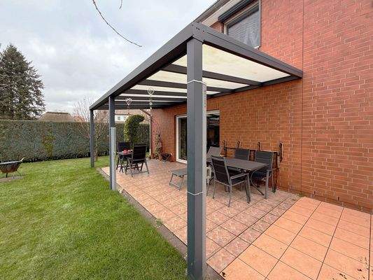 Überdachte Terrasse