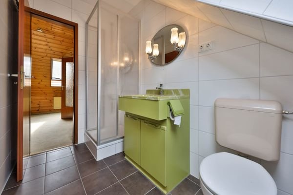Badezimmer DG