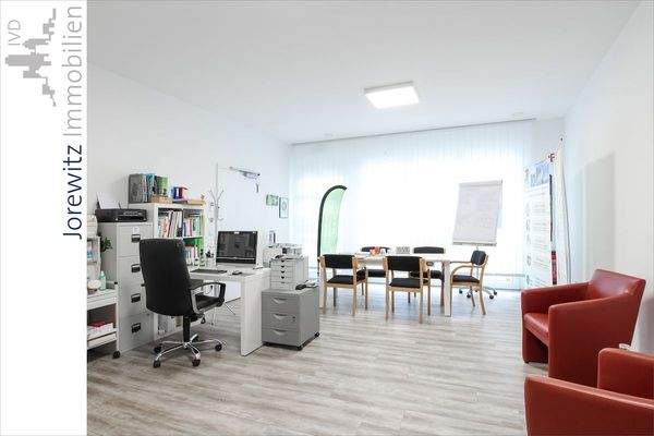 012 - Gewerbefläche EG - Büro 1