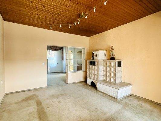 Wohnbereich mit Kachelofen