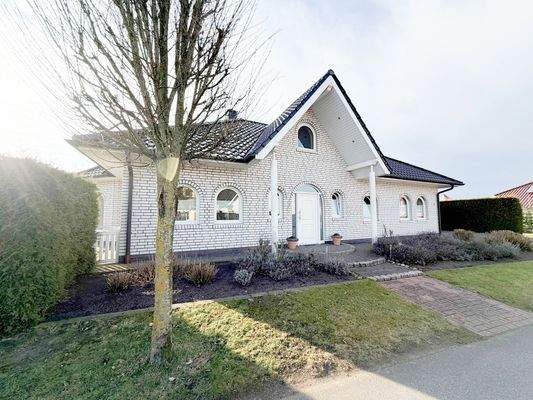 Überdachter Säuleneingang