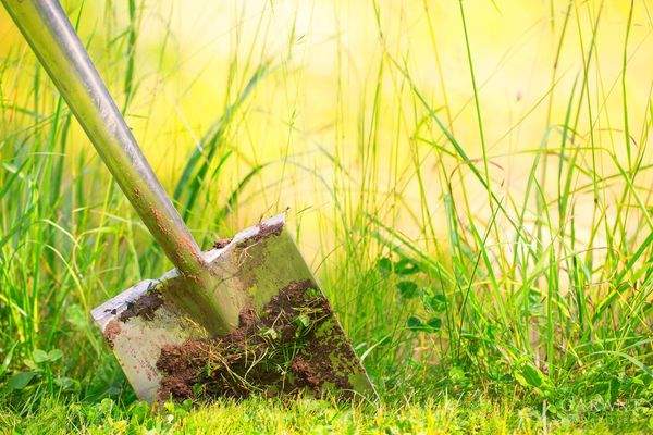 Bauplatz Spatenstich
