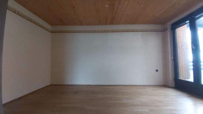 Geräumiges Esszimmer