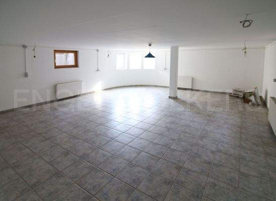 Hobbyraum mit separatem Zugang