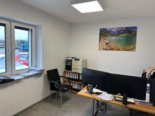 Büro Klein EG 2.jpg