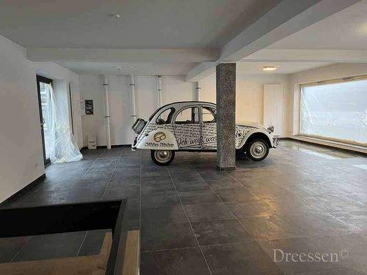 Zugang zum Kundenparkplatz