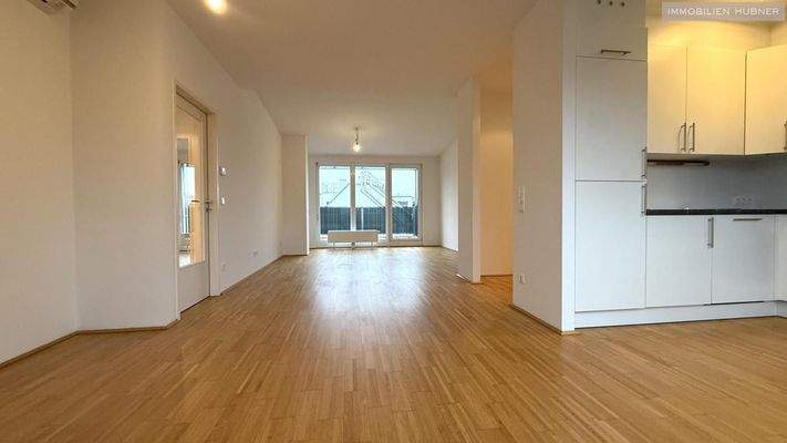 Wohnzimmer - Blick zur Terrasse