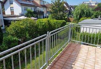 1 Balkon neu