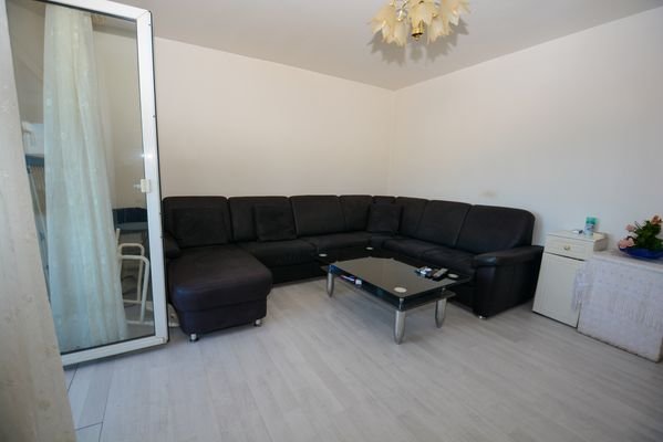 241203-Wohnzimmer-Sitzecke