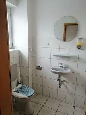 Praktisches Gäste- WC