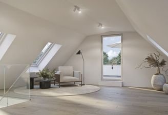 Spitzboden mit zusätzlicher Sonnenterrasse!