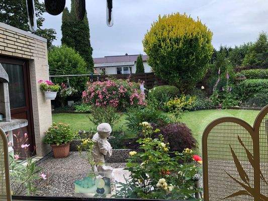 Gartenansicht Sommer