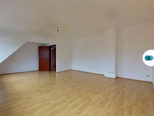 Ansicht III: Großzügiges Wohnzimmer