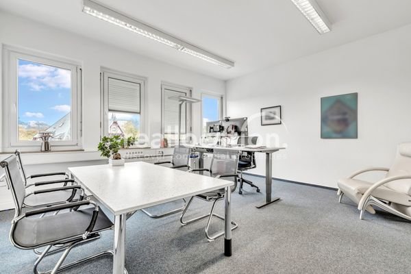 Ettlinger Str. 25, 76137 Karlsruhe - 2