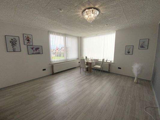 verbundenes Wohnzimmer ELW