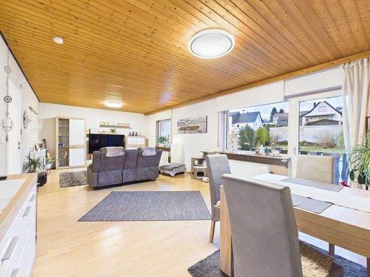 Attraktives Mehrfamilienhaus in VK-Röchlinghöhe