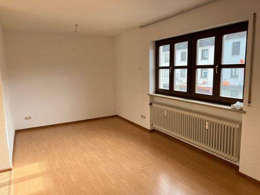 Wohn-Essbereich 2.jpg