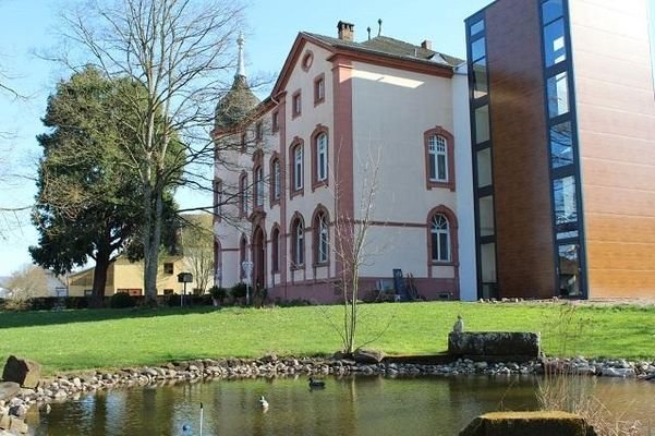 HB Schloß Ayl Ansicht Nord m. Aufzugturm