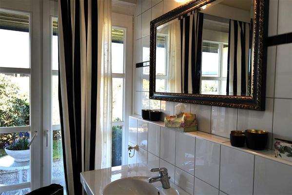 Wannenbad am Schlaftrakt