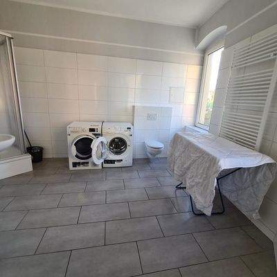 b034cda6-16db-4972-a74a-89a21ba73d1e