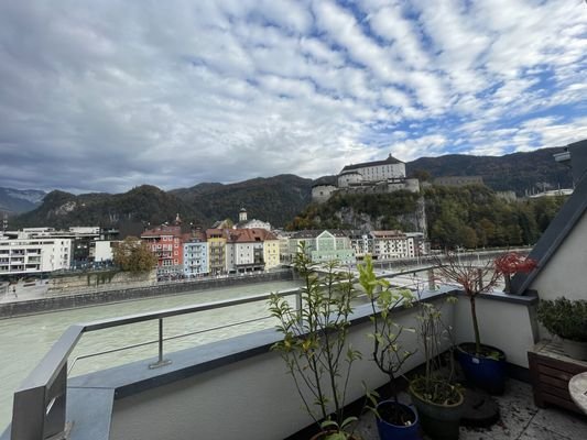 Dachterrasse mit Blick auf die Festung Kufstein