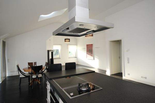 NOLTE KÜCHE MIT GUTMANN/BOSCH/SIEMENS-EQUIPMENT