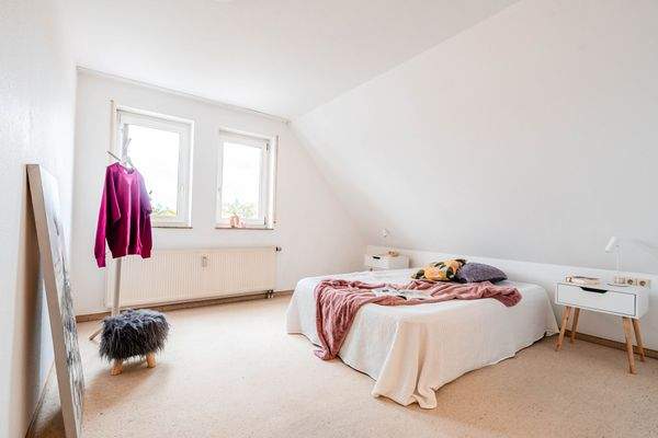 Schlafzimmer im OG