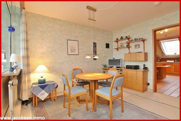 Arbeitszimmer mit Zugang zum Kaltwintergarten