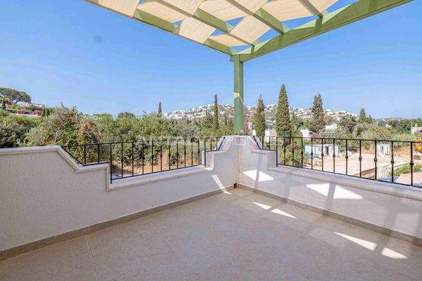 Detached Villas with Private Pools in Bodrum Kadikalesi