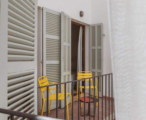 BHHS-BAL-0619 Stadthaus mit gültiger Hotellizenz zum Verkauf in Sóller, Mallorca