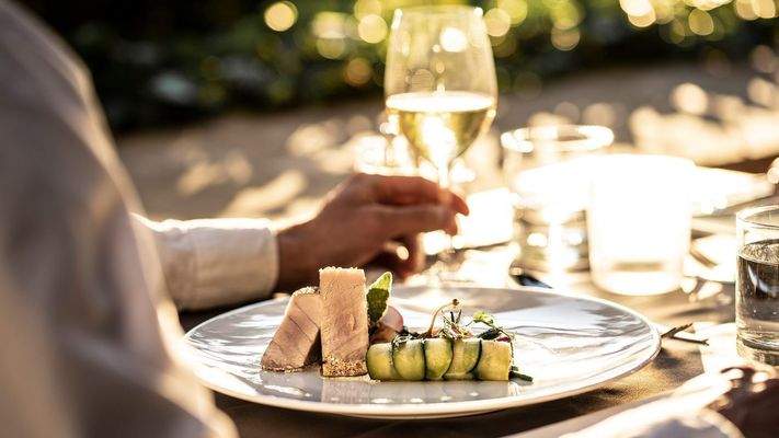 falkensteiner-hotel-adriana-restaurant-food-06.jpe