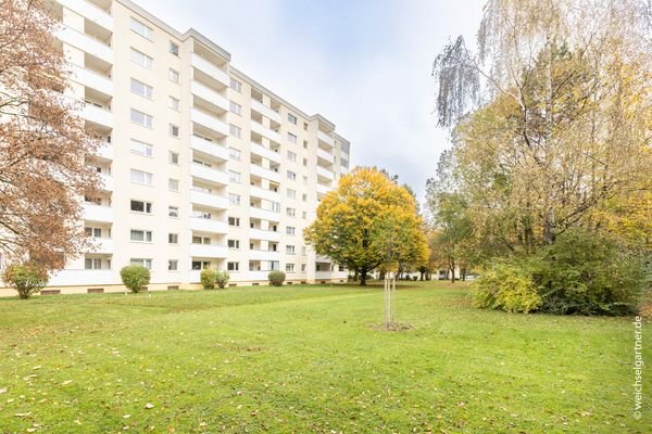 Blick auf das Haus mit Loggien