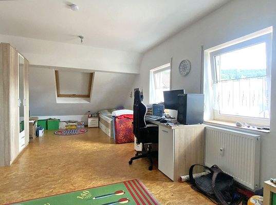 Zimmer rechts im Dachgeschoss