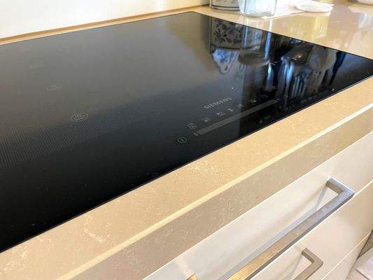 Hochwertige Stein-Arbeitsplatte