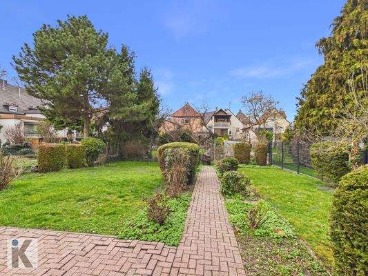 Weitläufiger Garten