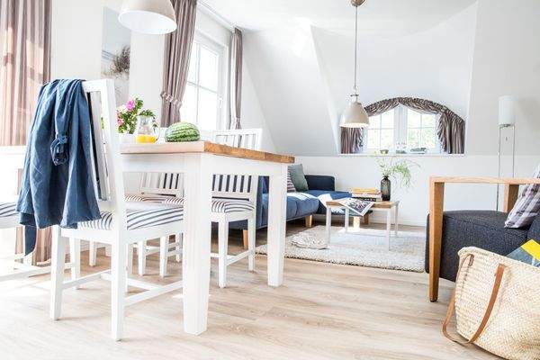 hell Wohnen und Essen.jpg